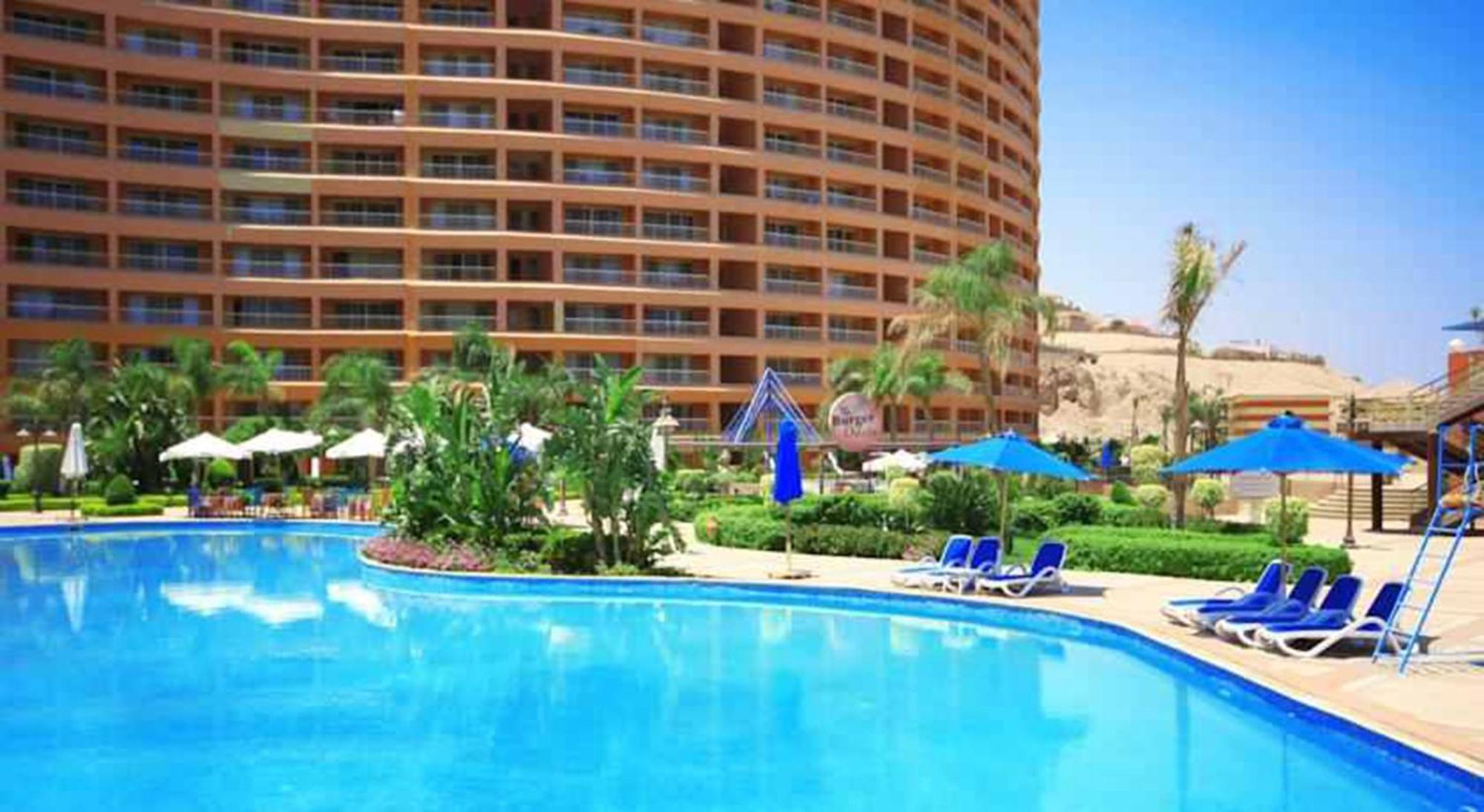 Two-Bedroom Apartment At Porto Sokhna Pyramids - Families Only Αΐν Σούχνα Εξωτερικό φωτογραφία
